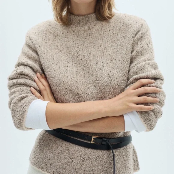 BRAND NEW Mango Beige Bouclé Crewneck Sweater in Size Small - Picture 5 of 8